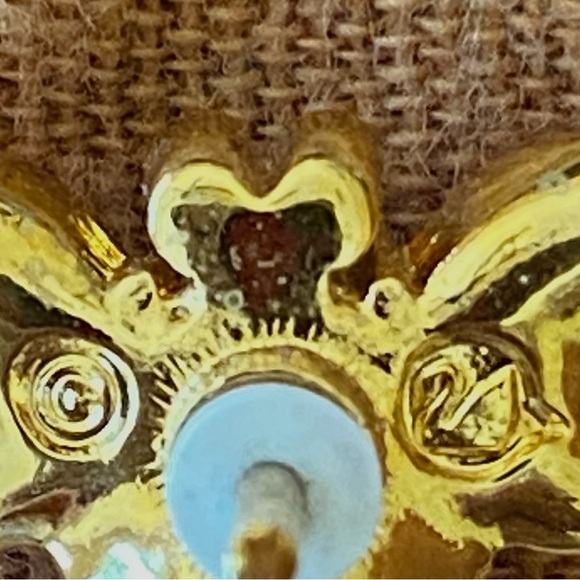 SWAROVSKI PINK & PURPLE WINGED BUG SCATTER LAPEL PIN OR TIE TAC - Picture 3 of 6